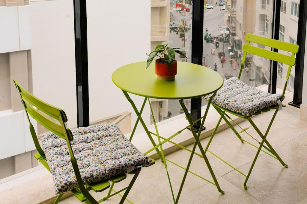 Sliema Mainstreet Designer Suite 5 Exterior photo